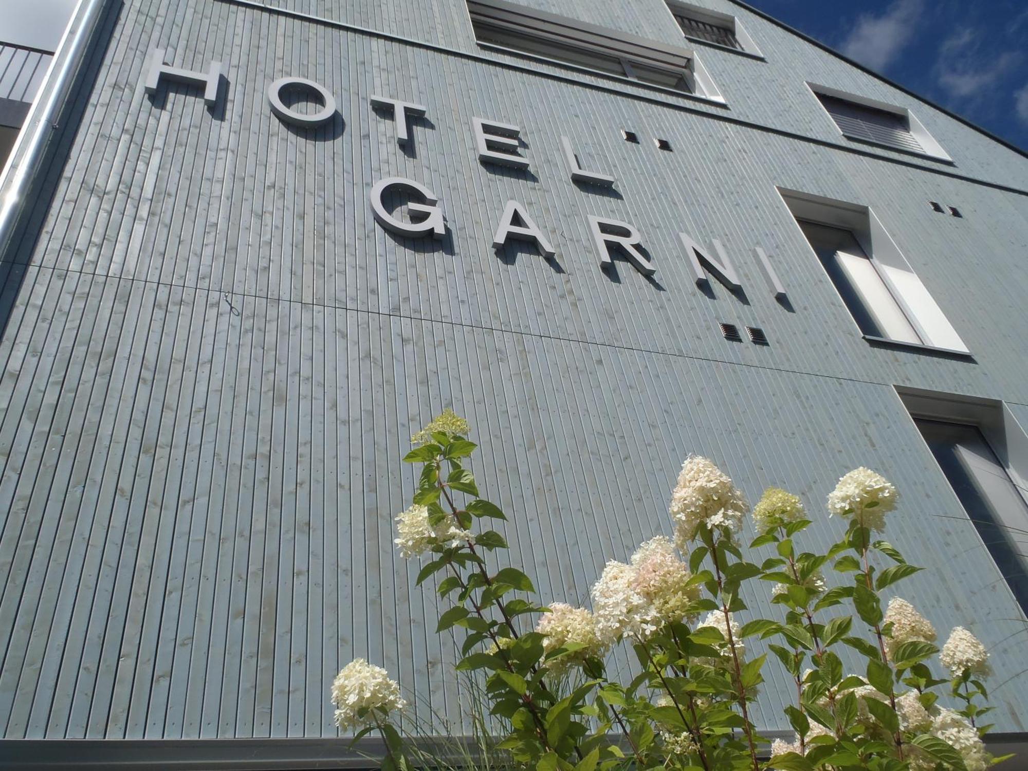 Hotel Traube Garni Kuttigen Екстериор снимка