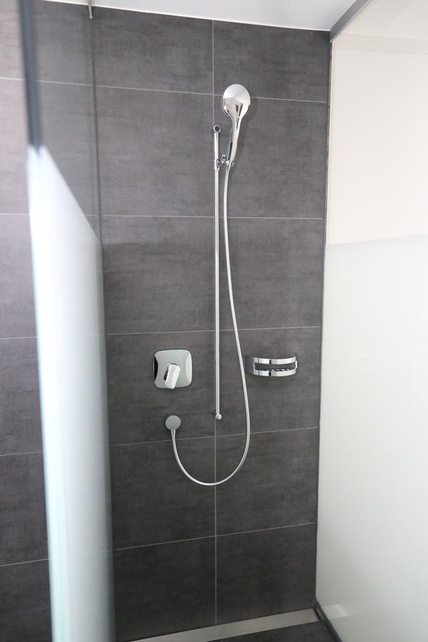Hotel Traube Garni Kuttigen Екстериор снимка